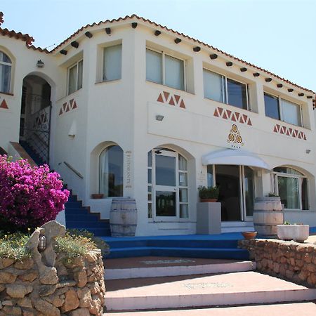 Hotel Tre Botti Baia Sardinia Exteriér fotografie
