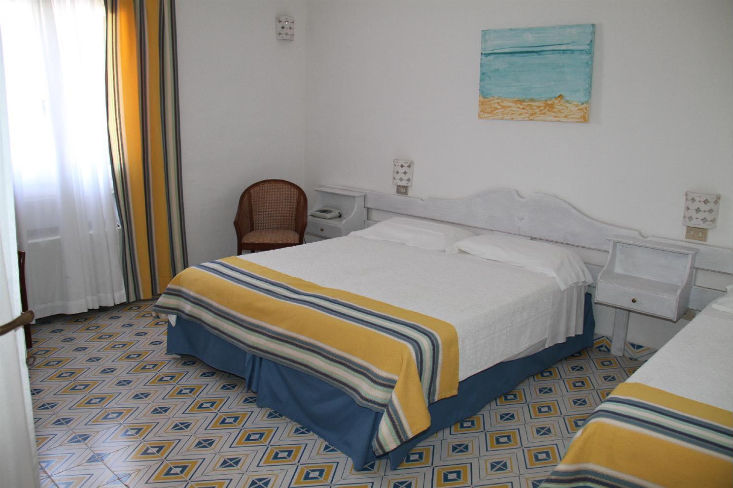 Hotel Tre Botti Baia Sardinia Exteriér fotografie
